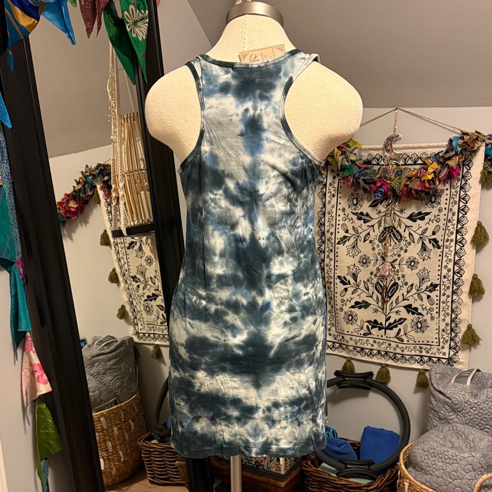 NWT Mystical Graphic Tie-Dye Tank Top/tunic length - Picture 2 of 4